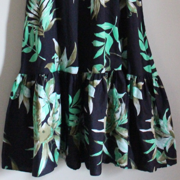 Beautiful Flamenco-style Summer Dress - Picture 2 of 5